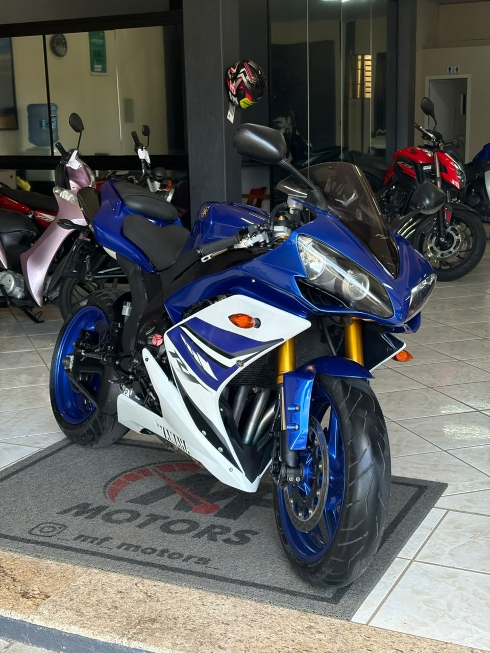 Yamaha YZF-R1 2008 seminova, foto 1